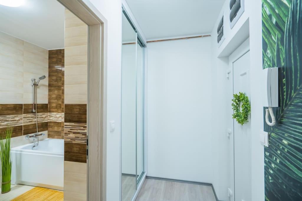 Jungle Apartment Siofok Ngoại thất bức ảnh
