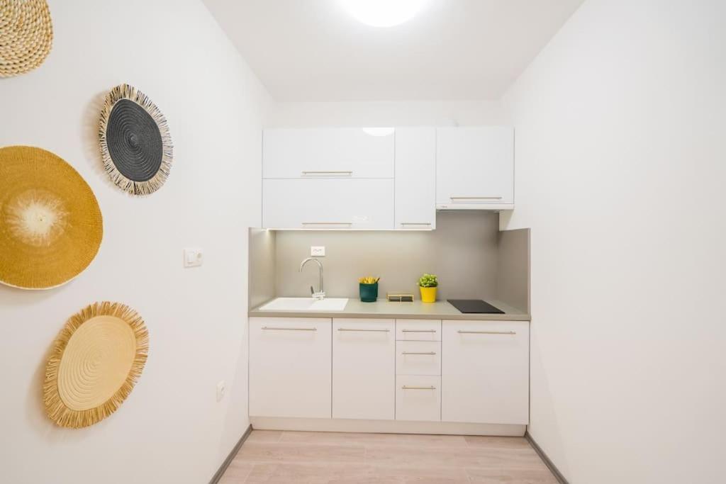 Jungle Apartment Siofok Ngoại thất bức ảnh
